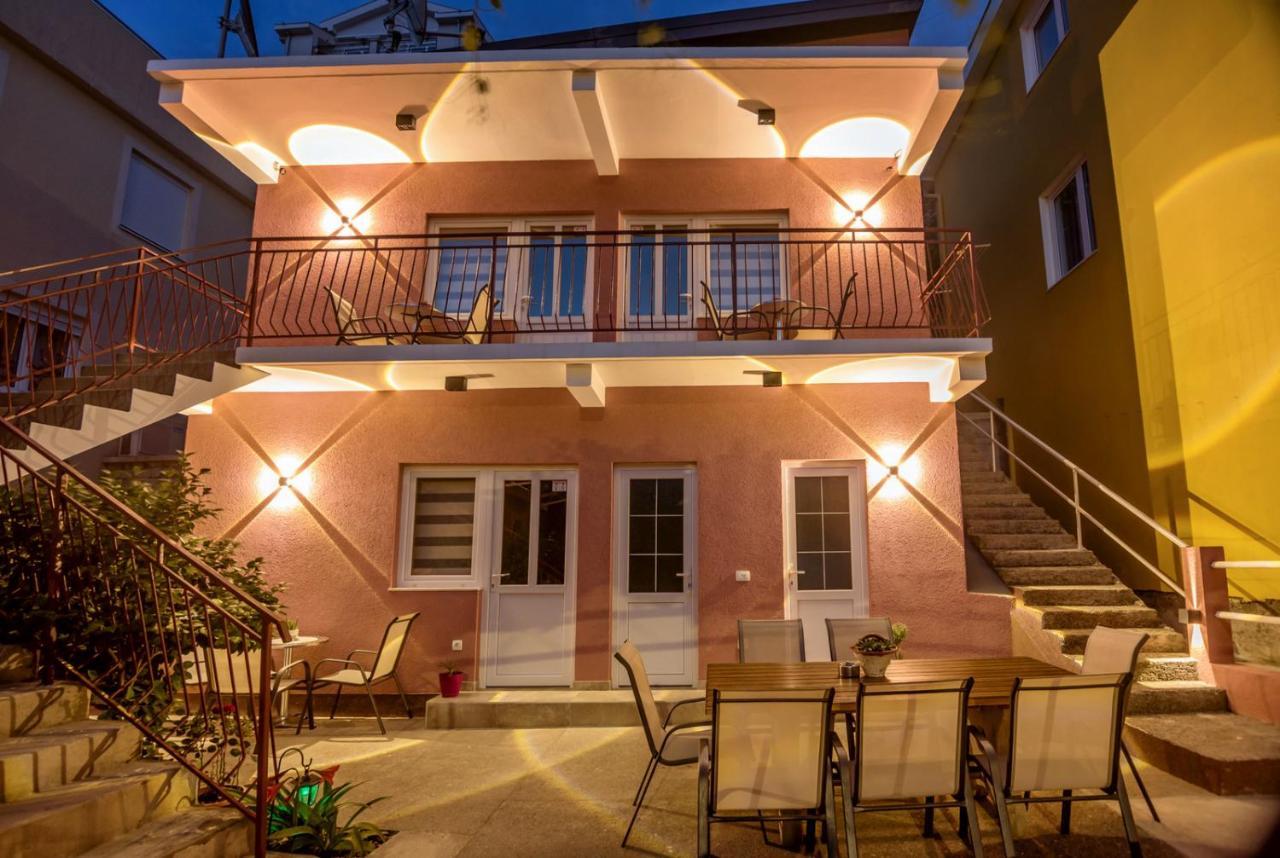 Apartments Vujicic 티바트 외부 사진